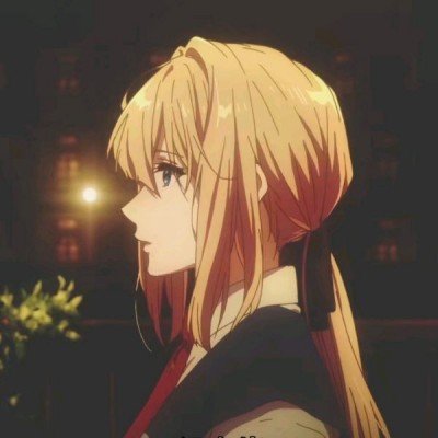 丈夫欠赌债女子带3岁女儿摆摊赚钱